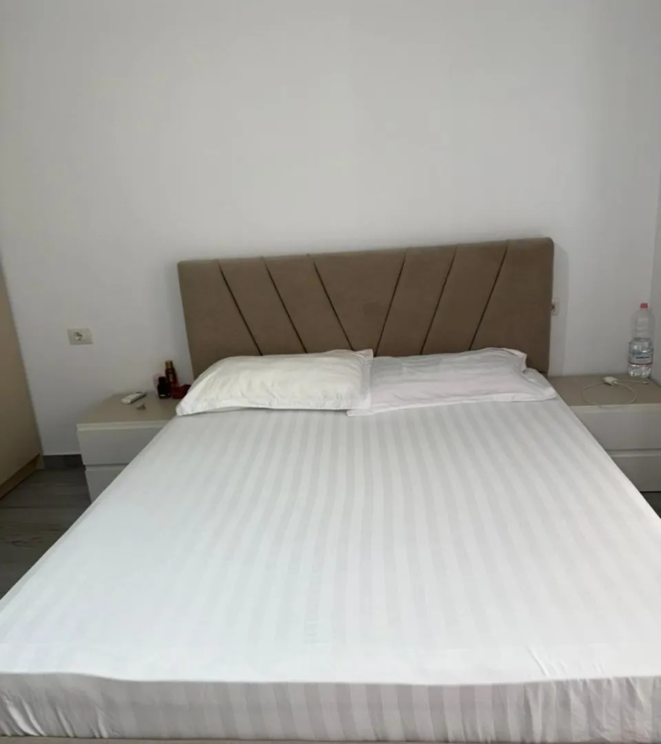 Holiday Apartment فلورا ألبانيا